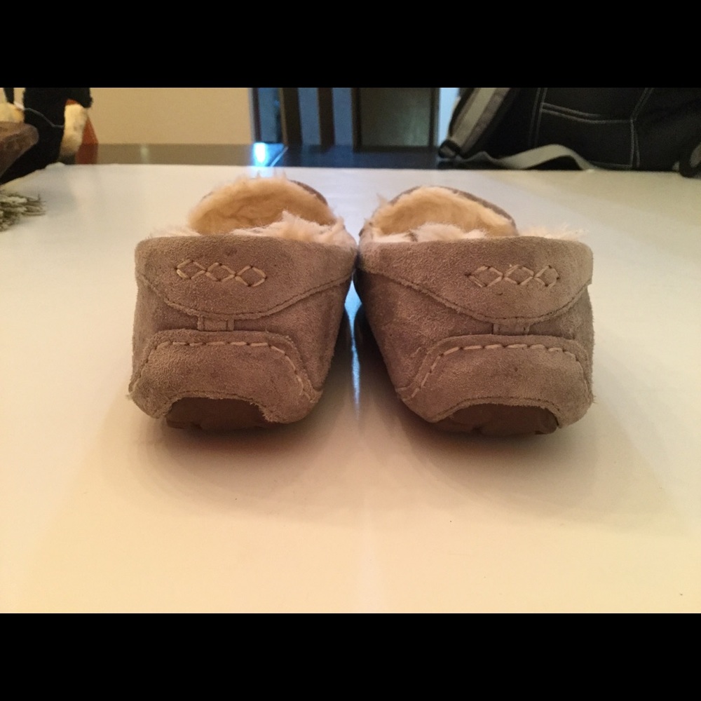 Ugg Slippers - image 3